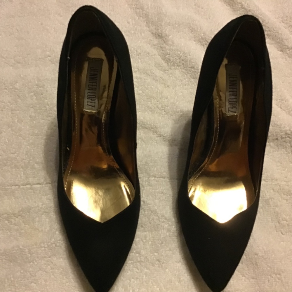 Heels - Picture 3 of 4